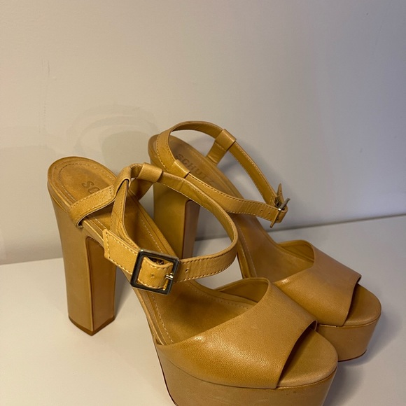 Schutz - caramel leather heel - Picture 2 of 4